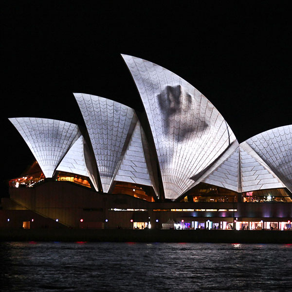 SYDNEY OPERA